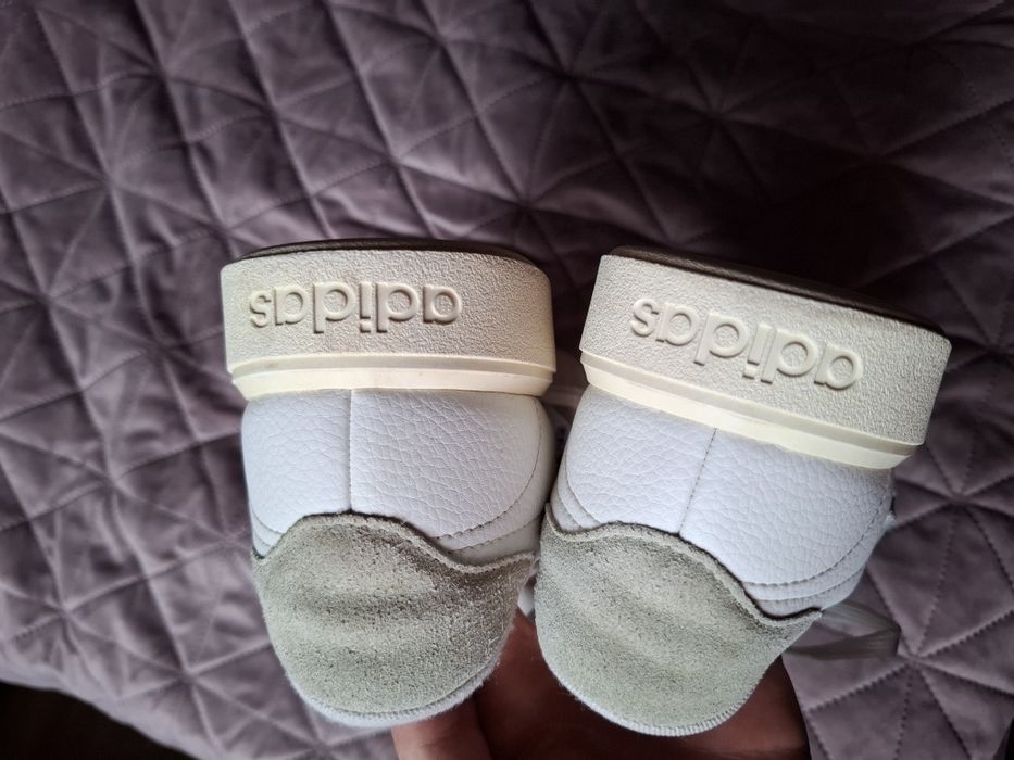 Sneakers Adidas Courtblock 42 ⅔