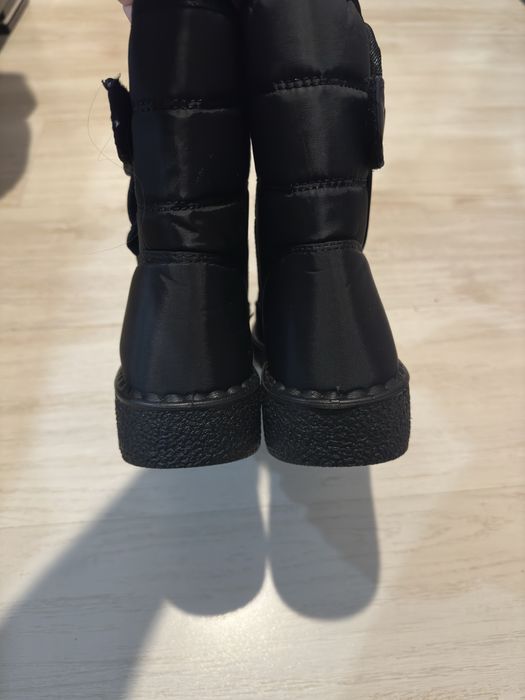 Ghete unisex negre NOI