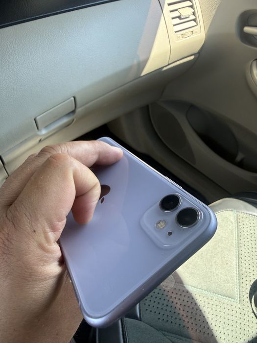 Продам айфон 11 64 гб
