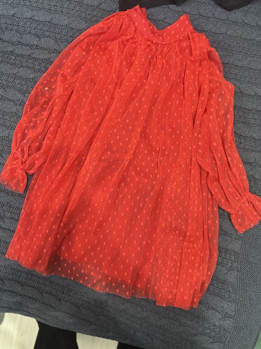 Нарядные платья ,костюмы