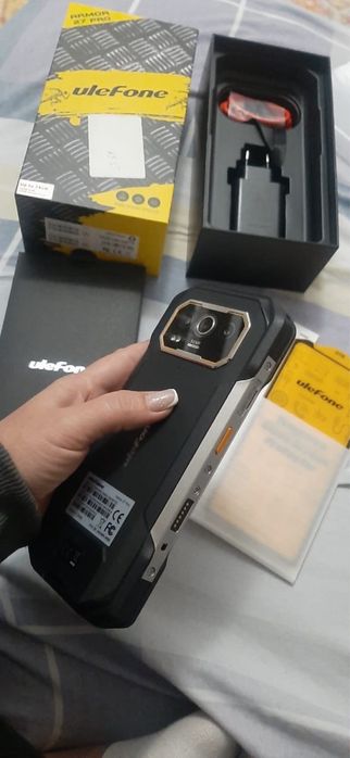 Продам телефон новый