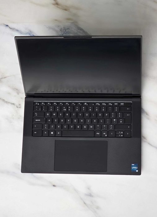 Лаптоп Dell Precision 5570, i9 PRO, 32 GB/ 1 Tb