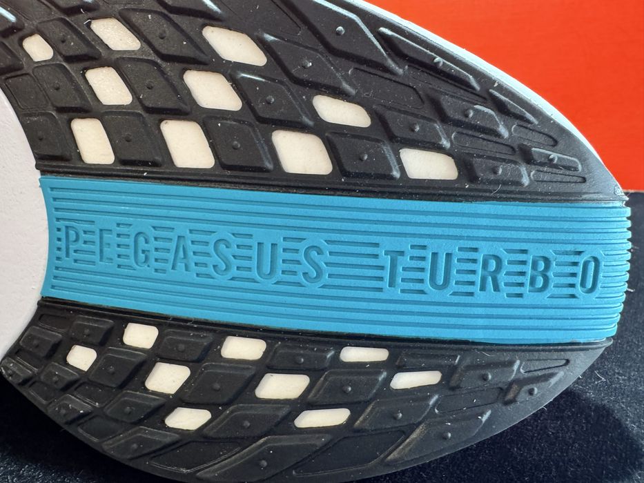 Оригинални! Nike Pegasus Plus - 49.5 Shoemag