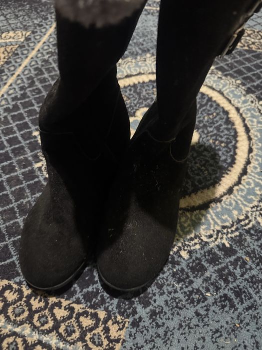 Продам новые сапоги