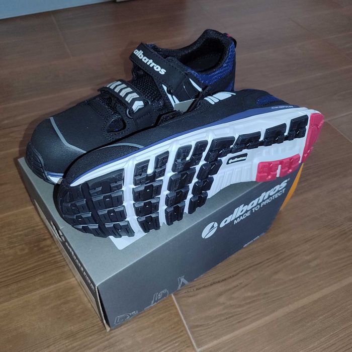 Albatros работни обувки с метално бомбе 1 бр. летни 1 бр зимни