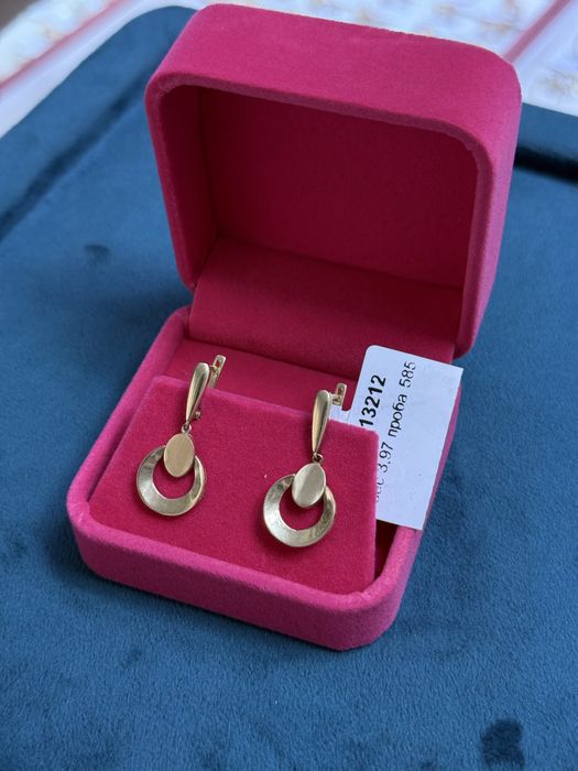 Золотые серьги 585