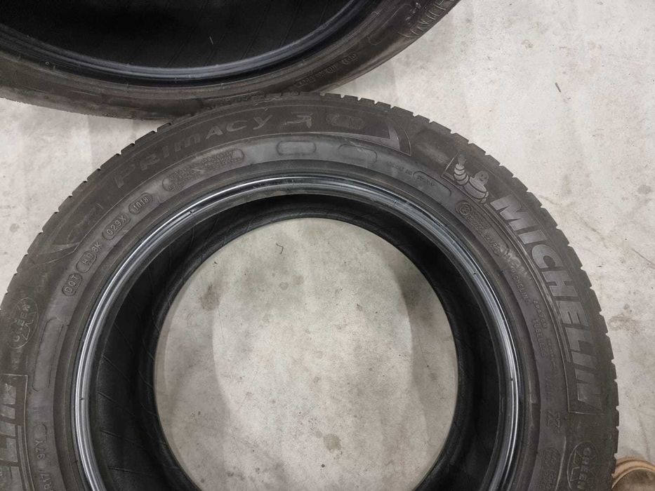 4 Anvelope de VARA 225.55.17 "Michelin" ; stare buna