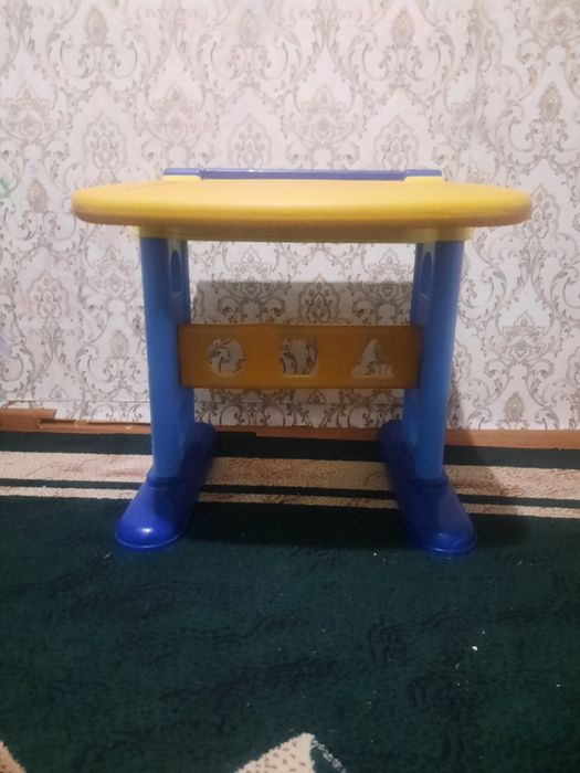 Парта для 5,6,7 лет.