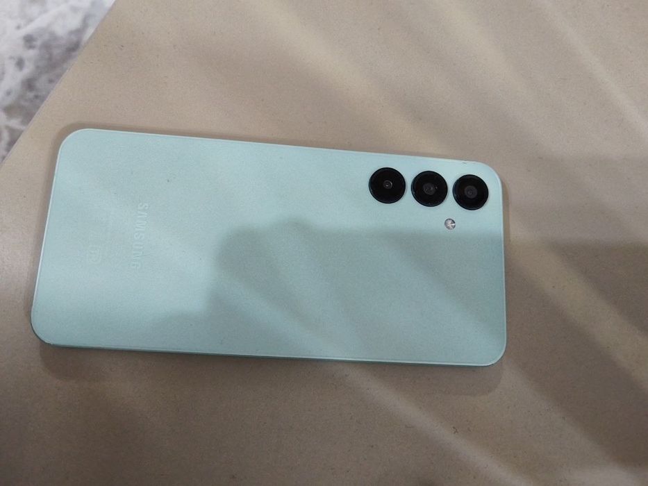 Samsung A 16 6/128g 5 oy garantiyasi bor