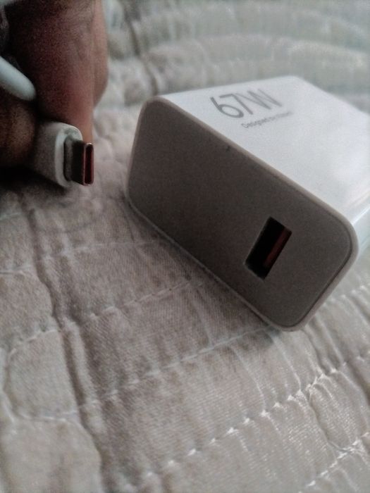 33W original zaryadnik. Telefonni karobkasidan 100%  ..