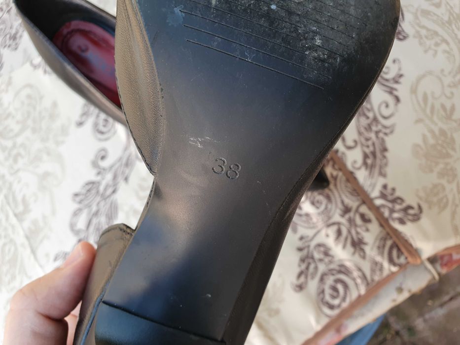 Дамски обувки на висок ток Lasocki, естествена кожа, номер 38