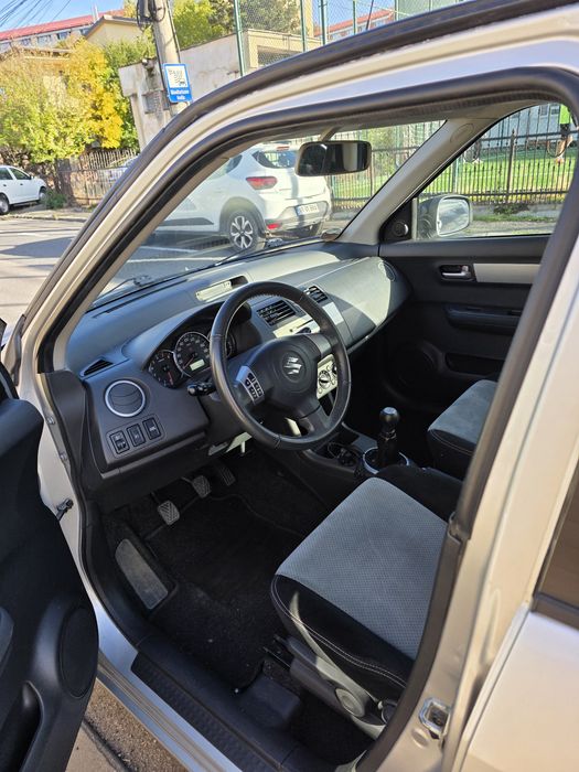 SUZUKI Swift 2010 — imagine 5