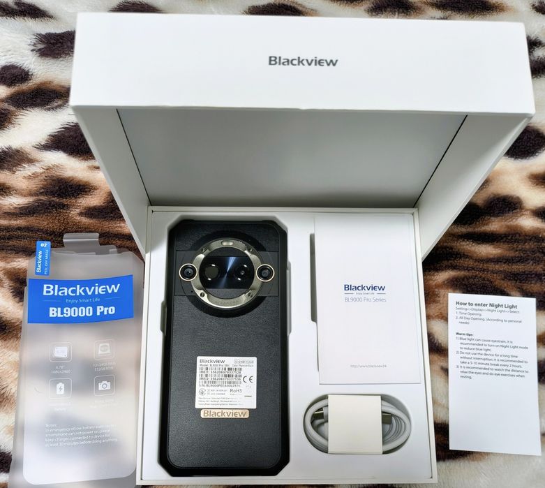 Vand smartphone Blackview BL9000 Pro ultra-rezistent (Rugged), versiunea top cu cameră termică FLIR Lepton 3.5 (cea mai mare rezoluție termică )