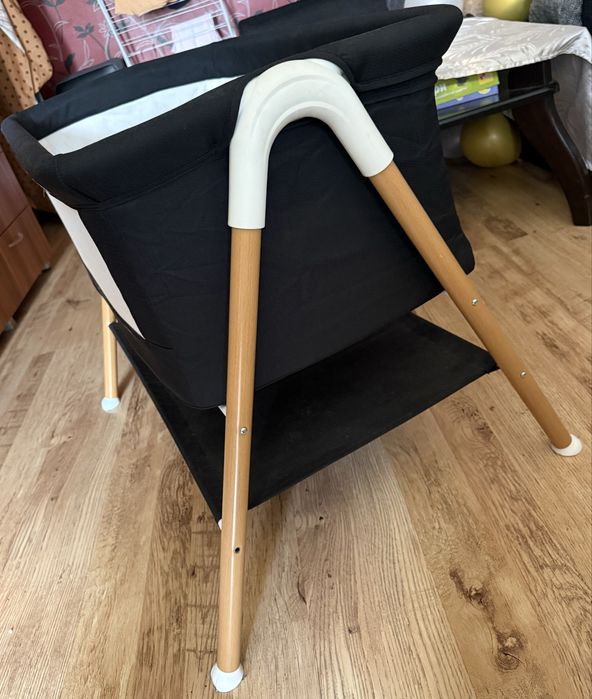 Кошара next to me