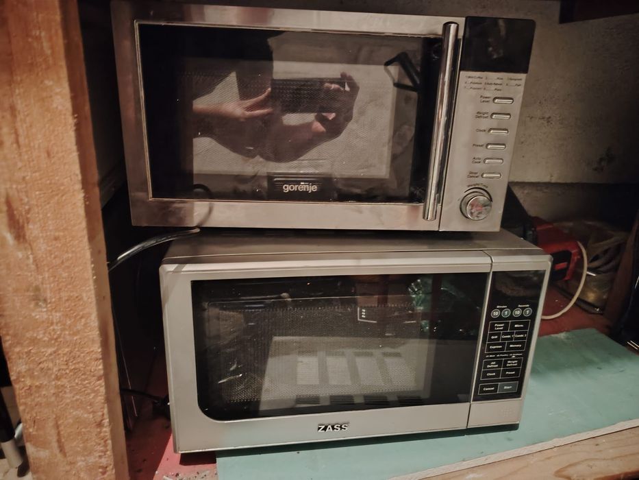 Vând cuptor cu microunde Samsung LG Beko Alaska  Candy  Heinner Whirlpool  Electrolux Daewoo  alb negru rosu