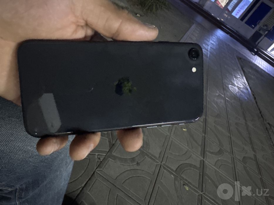 iPhone 8 64Gb Akb71
