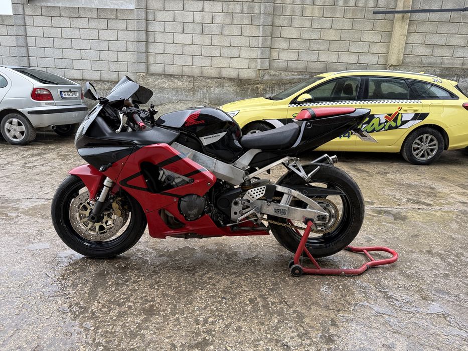 Honda cbr 929 fireblade