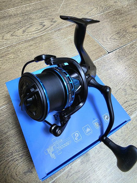 Feeder PRO FL Strategist X Ultra Pro Distance Competition 3.90 180g + Mulineta PRO FL Precision X Feeder PX6500 11+1 Rulmenți NEW 2026