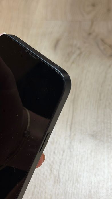 iPhone 13 синий