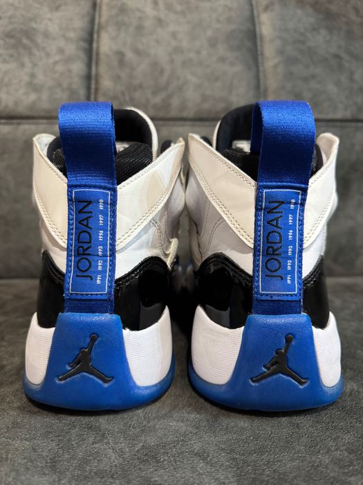 Jordan Jumpman Two Trey.