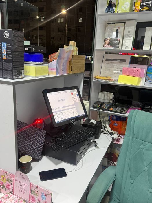 Tayor vitrina magazinga holati alo