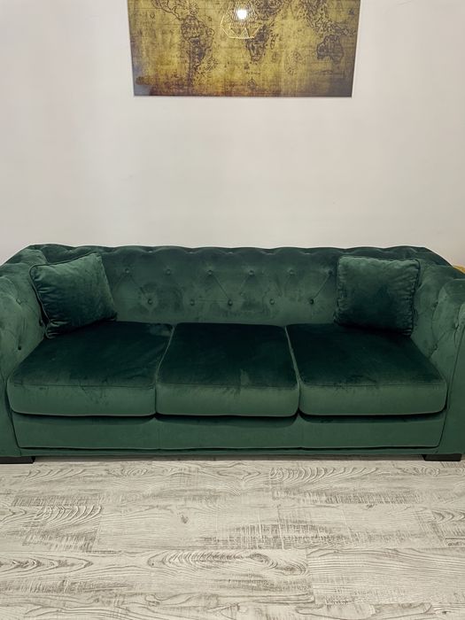 Canapea Chesterfield