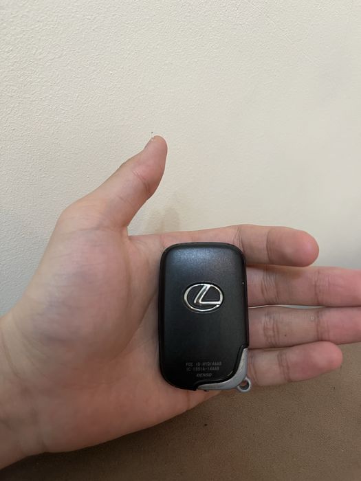 Ключ от Lexus 460