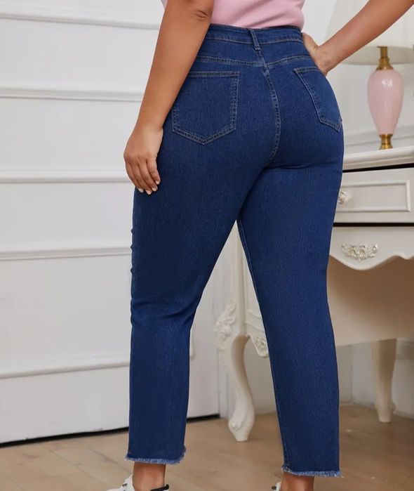 продам новые джинсы 56 размер