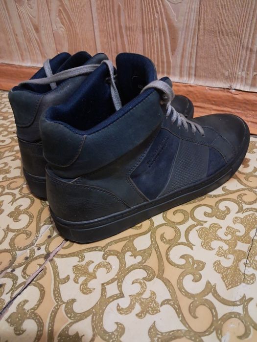 Продаю полуботинки braska модные