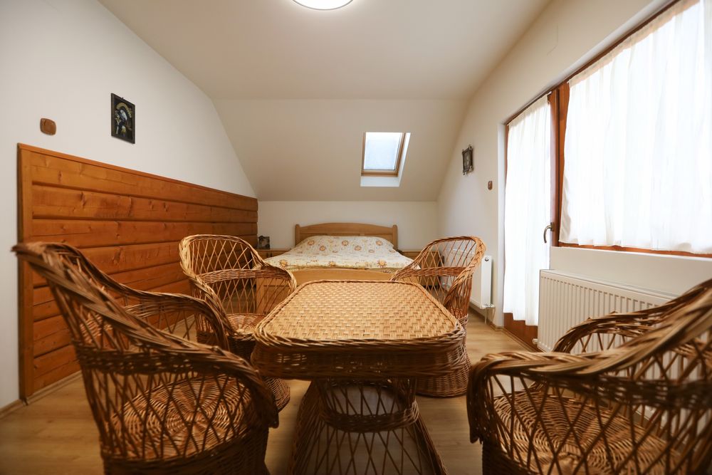 Cabana de inchiriat - zona Belis / Marisel