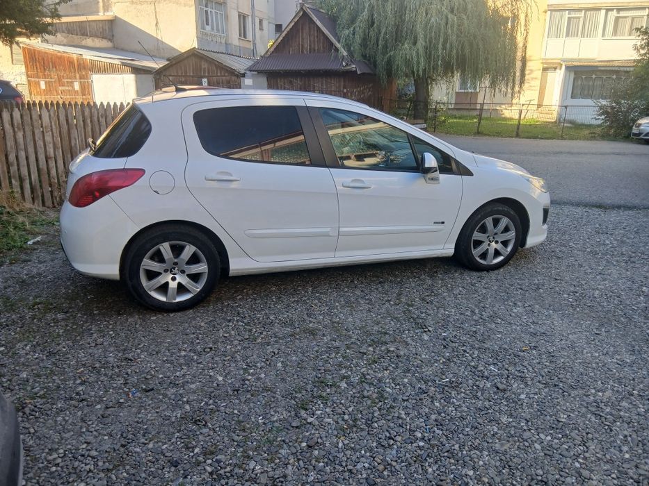PEUGEOT 308 2013 — imagine 3