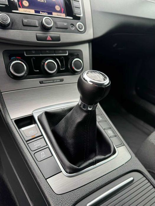 Maneta Nuca Schimbator cu Manson din Piele VW Volkswagen Passat B6