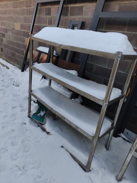 Продам стол стелаж 30000 тенге