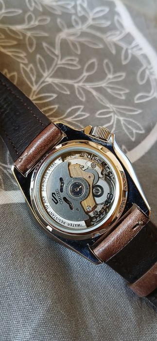 Продавам: Seiko 5 SRPE51K1