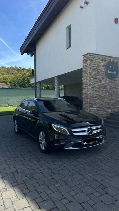 Mercedes-Benz GLA Mercedes-Benz GLA 220 CDI 4MATIC – 2014, Automată, Piele - TVA deducti