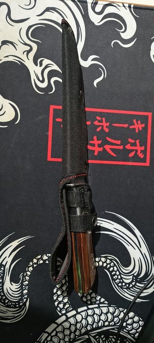 Ловджийски нож с калъф