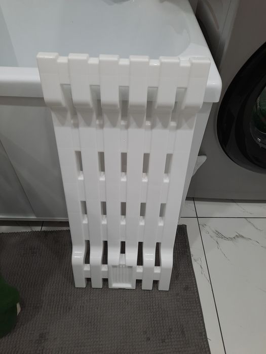 Полки  в  ванную