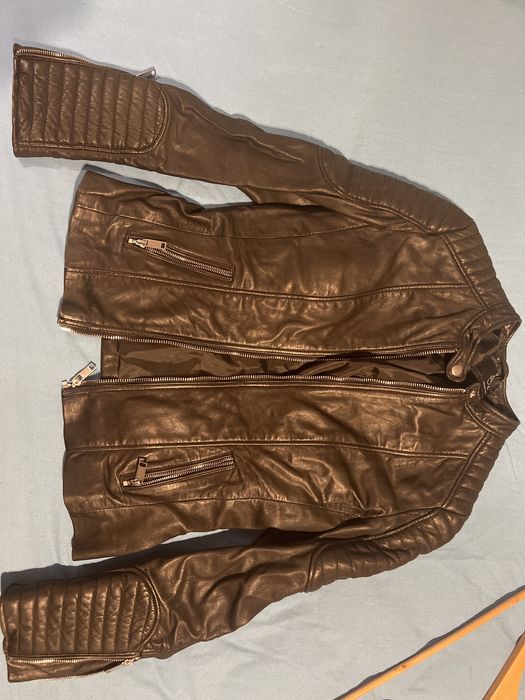 Geaca de piele, marimea M, purtata de cateva ori