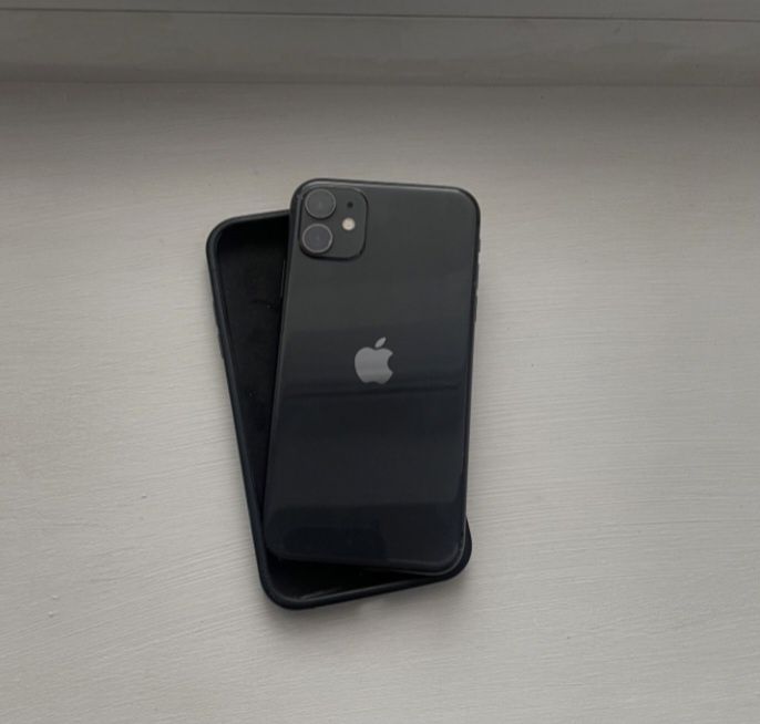 IPhone 11       .