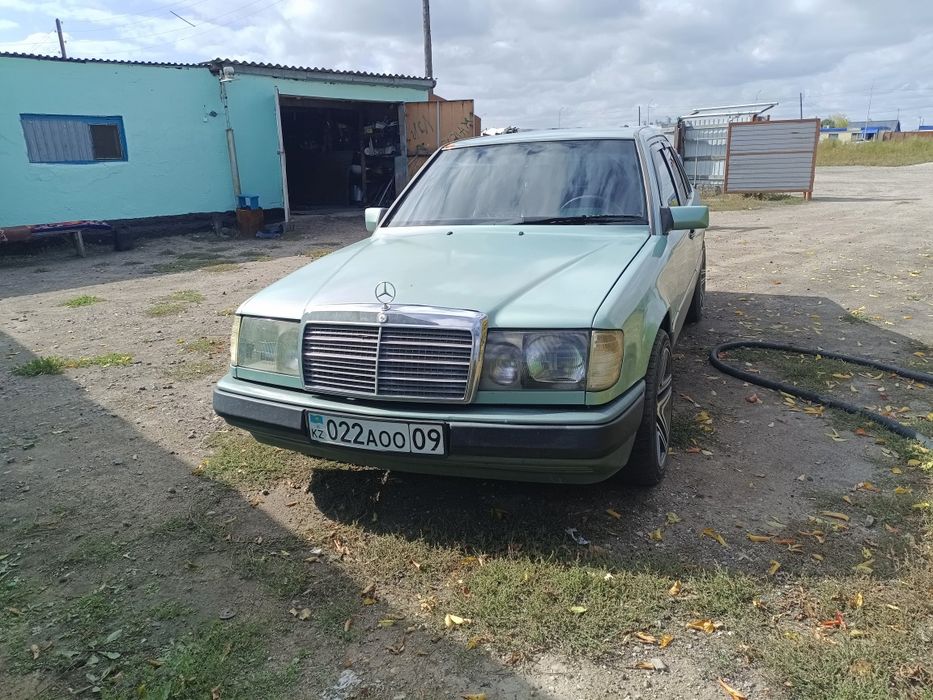 Мерседес 124 Е300