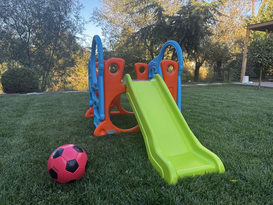 Ansamblu joaca cu tobogan