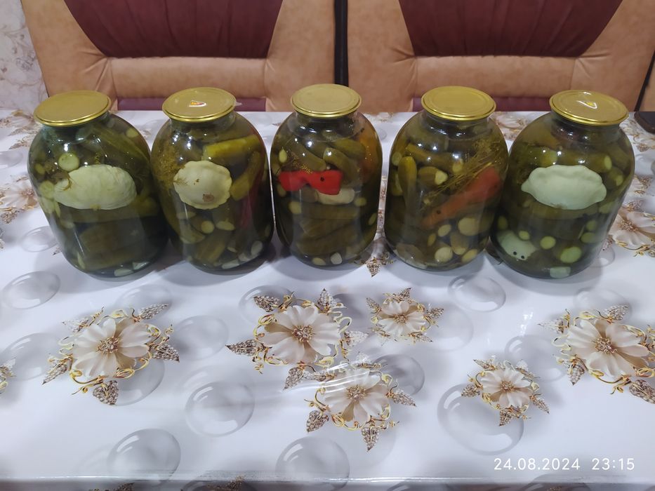 Огурцы маринованные