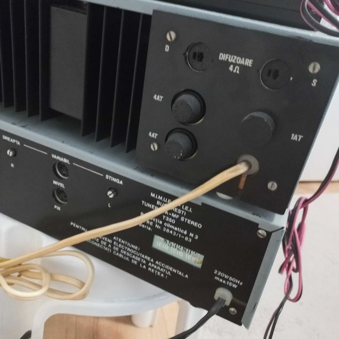 Electronica IEI A350 + T350 nu Akai Technics