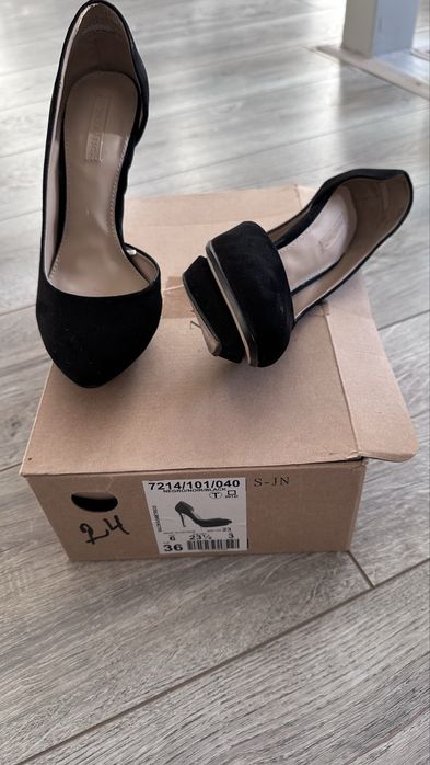 Новые туфли Zara