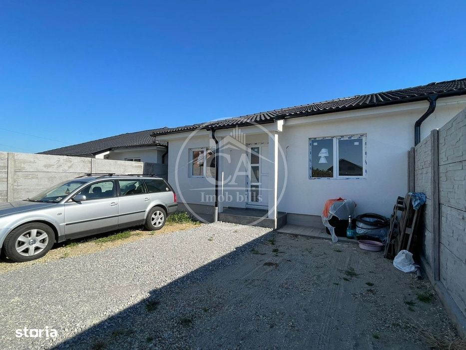 Casă de vânzare tip duplex cu 4 camere în Nojorid, Oradea.