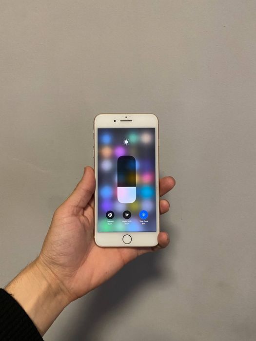 iPhone 8 Plus 64 GB  Ru
