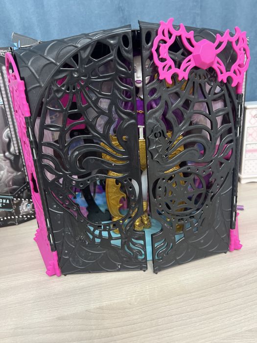 Продам монстер хай кукол