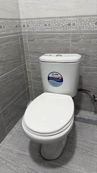 Vanna rakvina unitaz sotiladi