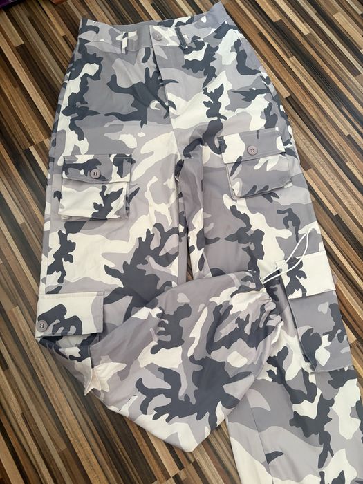 Камофлажни панталони