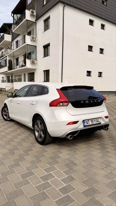 Volvo V40 2.0, 2016